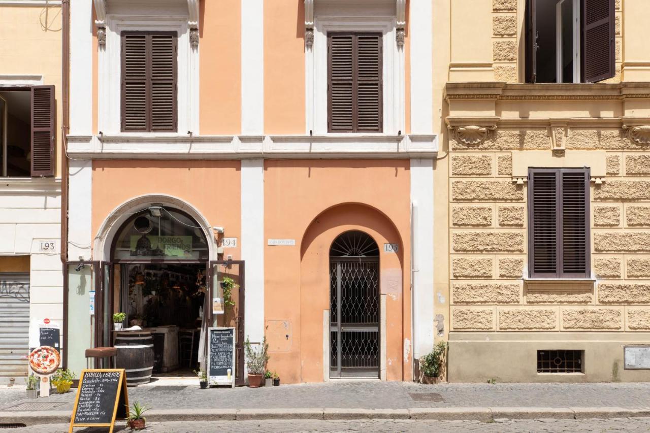 Iflat Blue Cozy Loft Near Saint Peter * Rom
